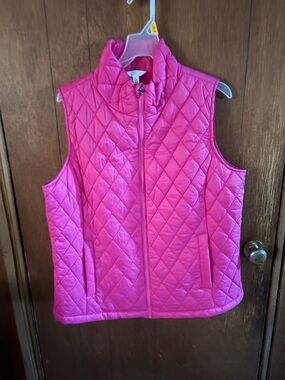 Time and Tru Hot Pink Quilted Vest